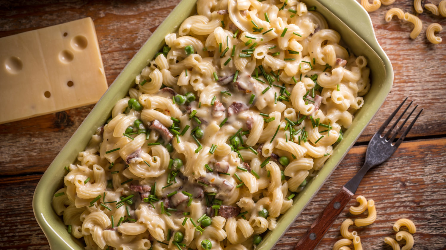 Image for Budget Cooking: Mac & Cheese <br>with Tuna & Peas